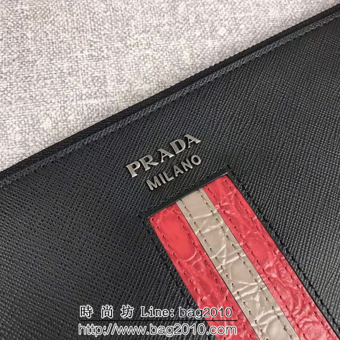 PRADA普拉達 專櫃最新款 限量版 十字紋牛皮 男士手包 2NG005 DD1897